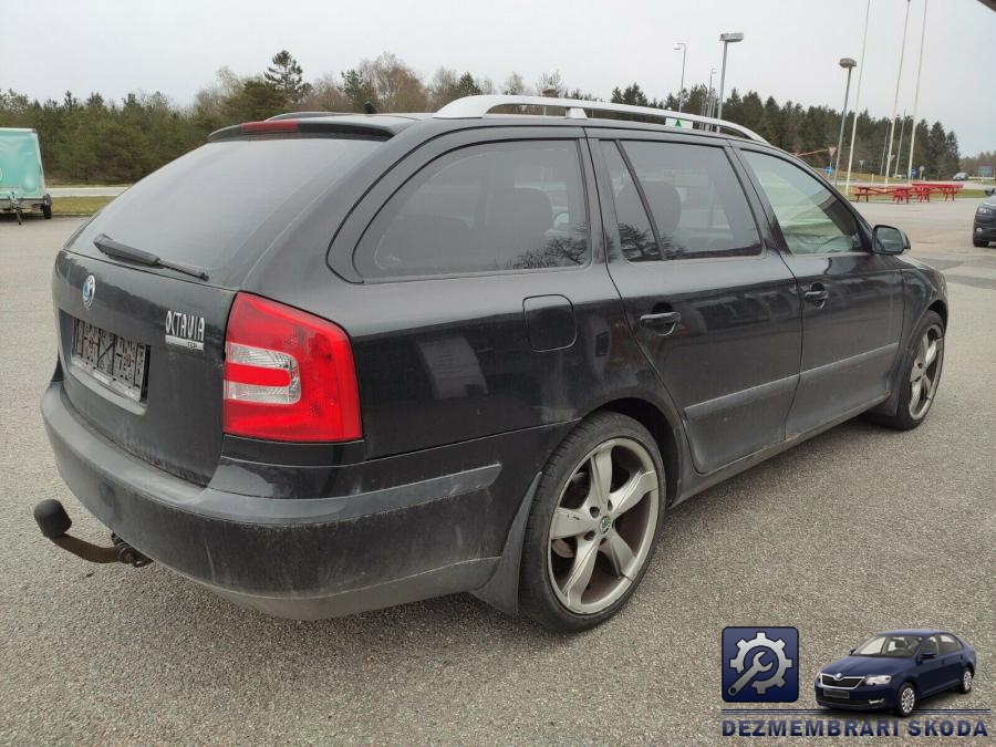 Amortizor capota skoda octavia 2012