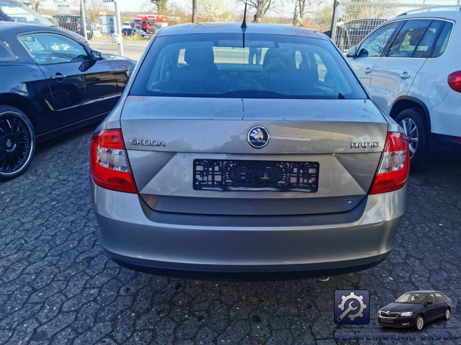 Arcuri skoda rapid 2012