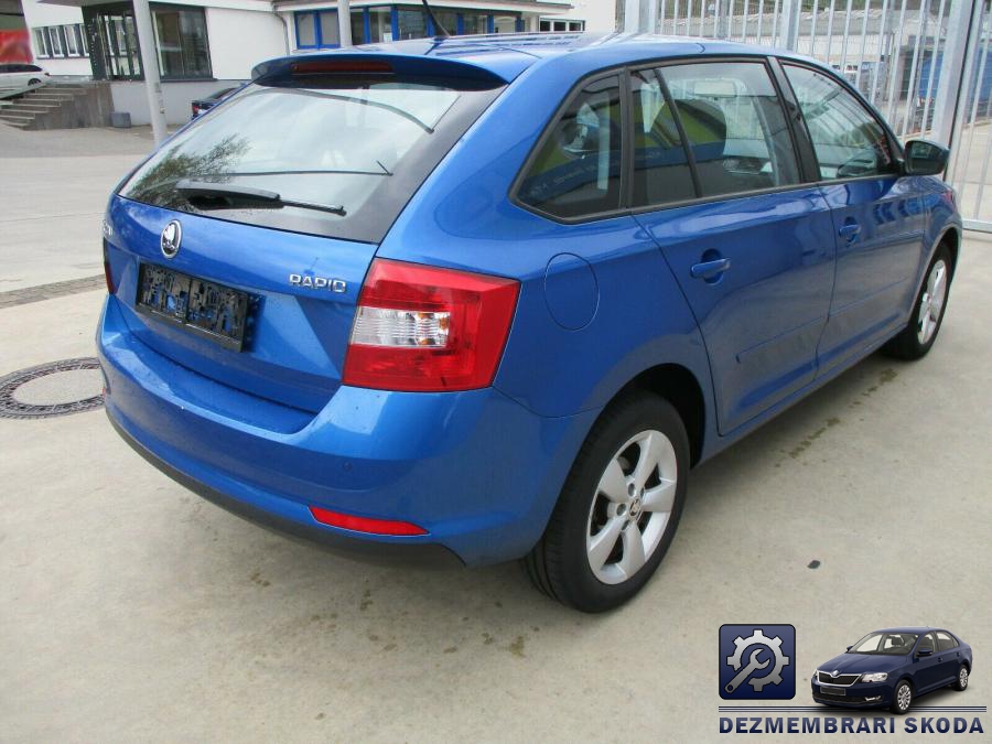 Bancheta spate skoda rapid 2013