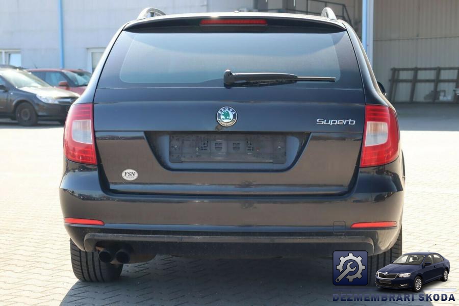 Bancheta spate skoda superb 2008