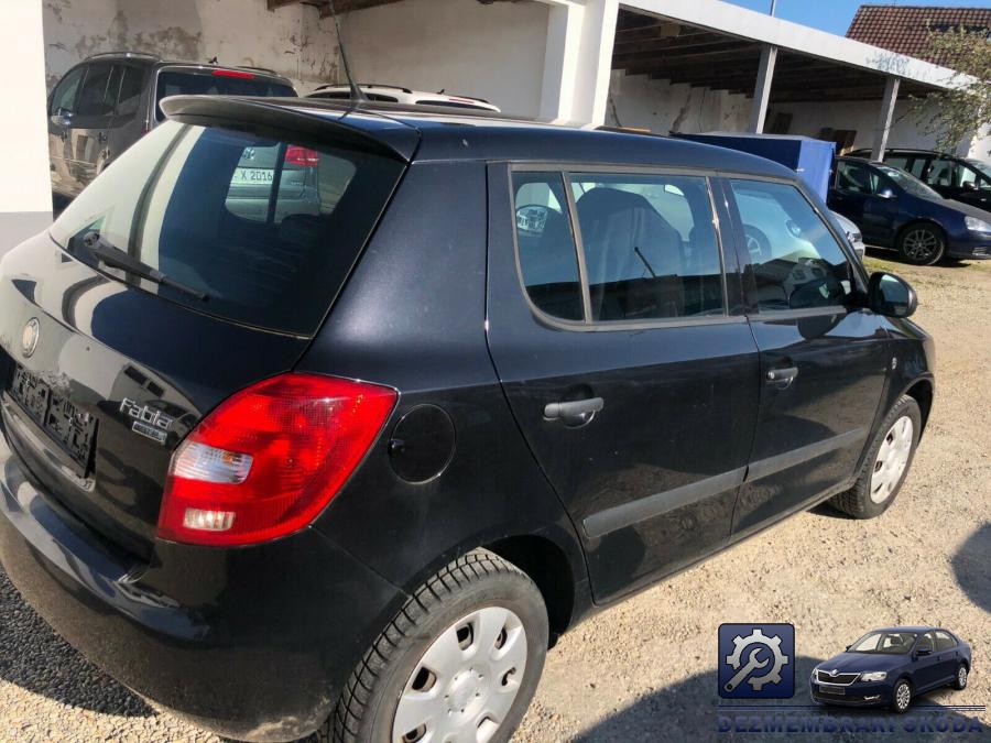 Bloc lumini skoda fabia 2008