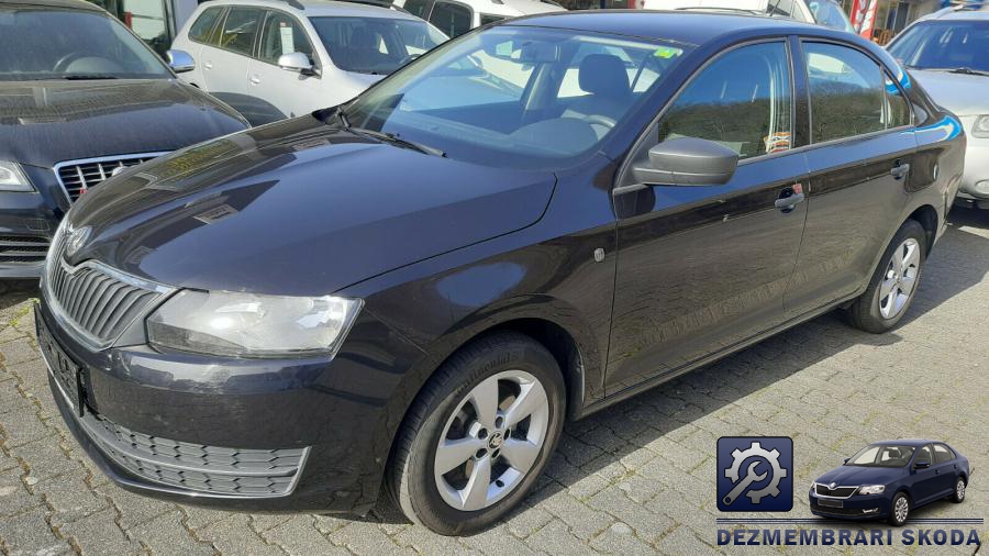 Capota spate skoda rapid 2013