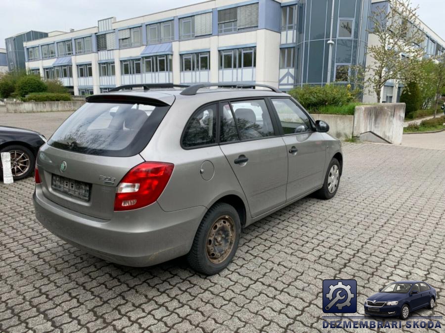 Luneta skoda fabia 2010