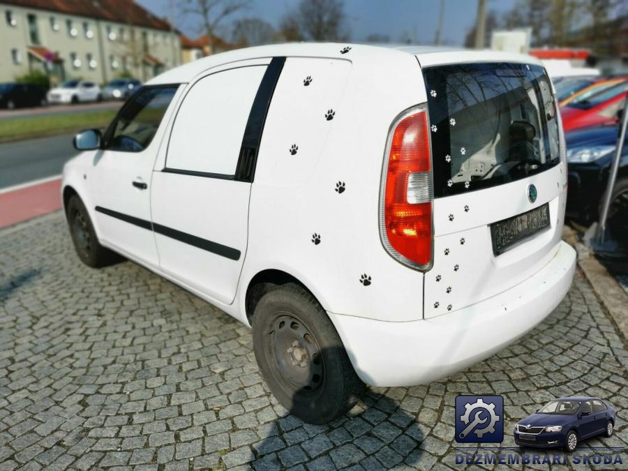 Luneta skoda roomster 2008