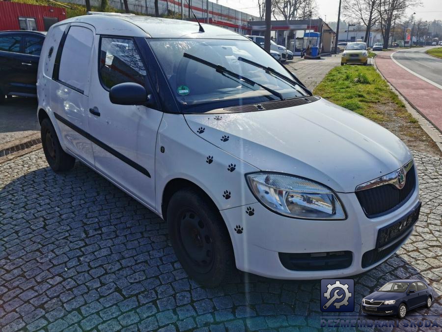 Luneta skoda roomster 2008