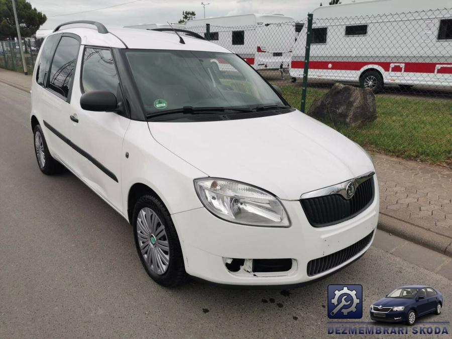 Luneta skoda roomster 2010