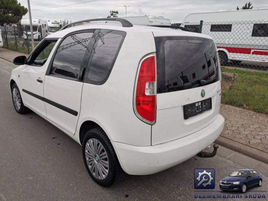 Luneta skoda roomster 2010