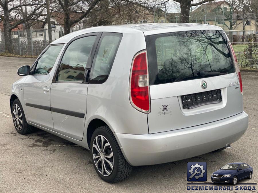 Podea portbagaj skoda roomster 2008