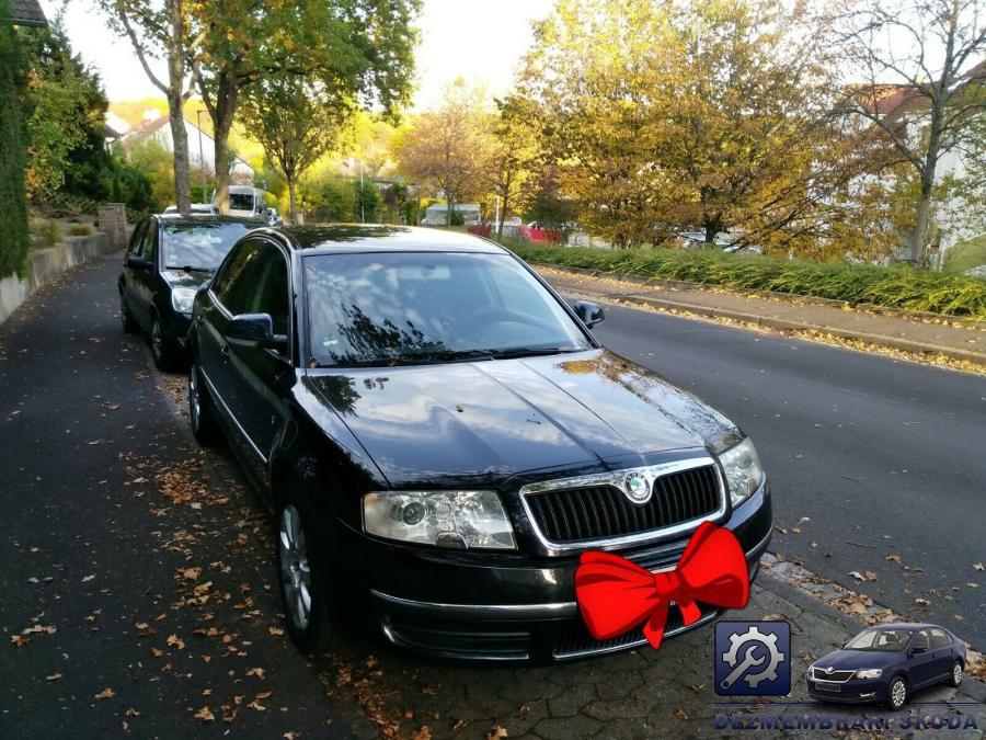 Pompa benzina skoda superb 2010